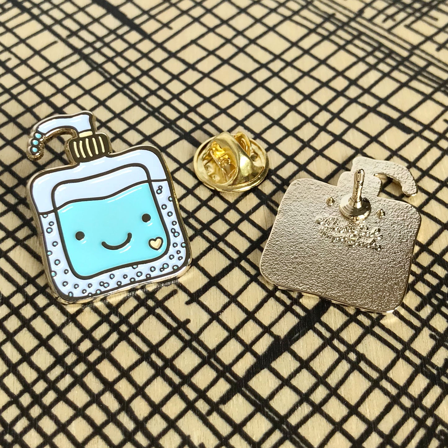 Photo of Happy Sanitizer Gift Set