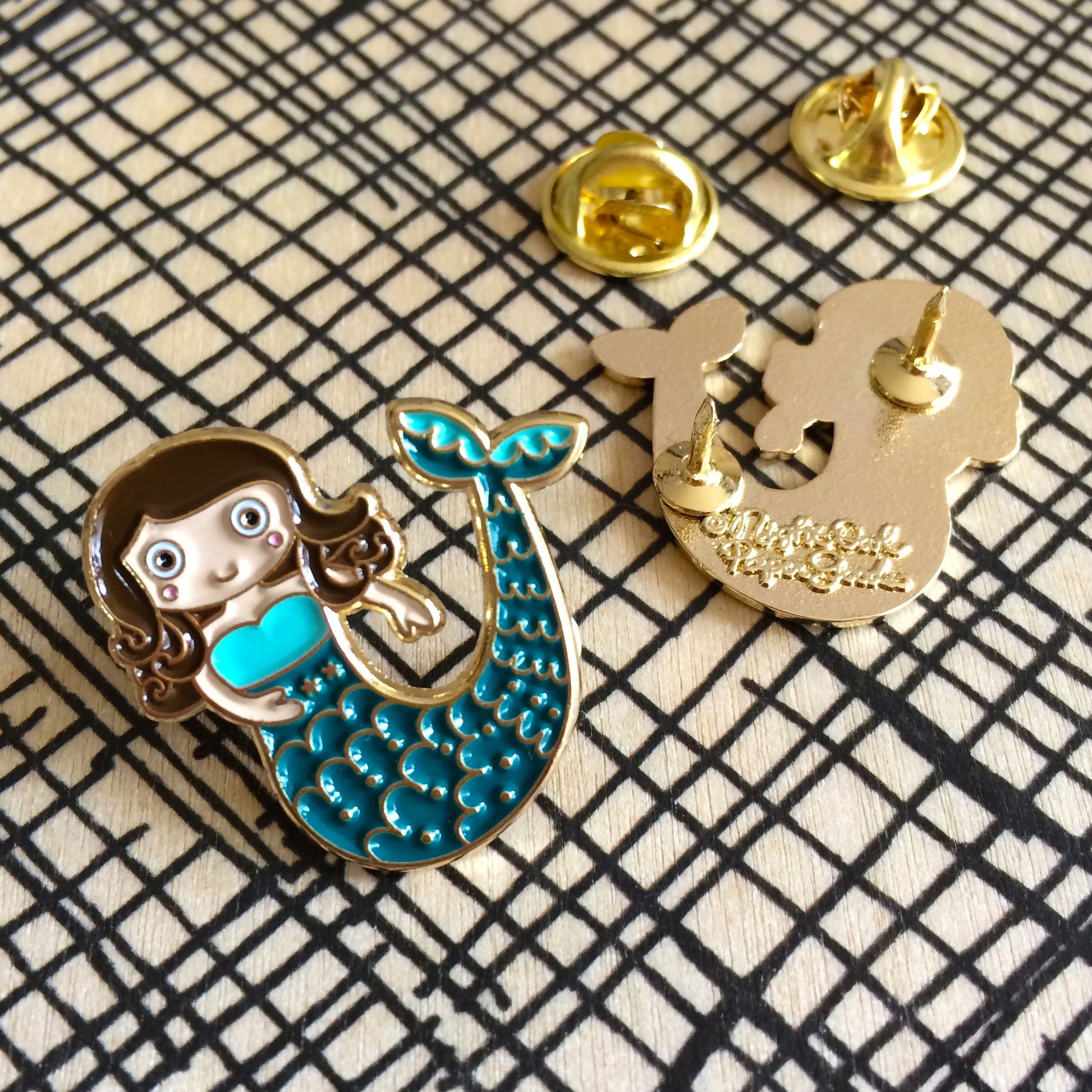 Photo of Magical Flair Pin Pals Gift Set