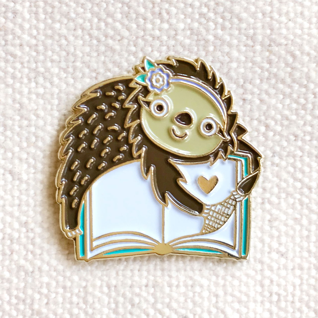 Book Lover Sloth Enamel pin