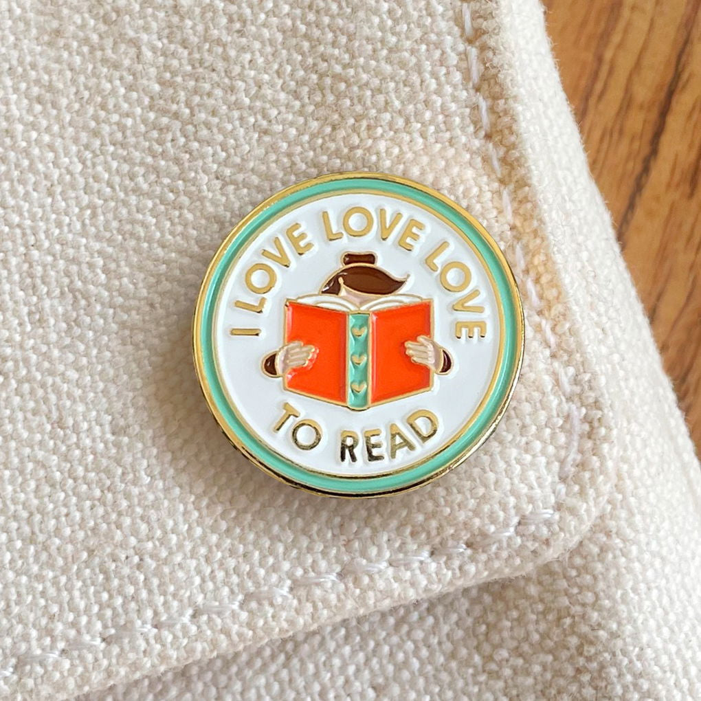 Love to Read Enamel pin