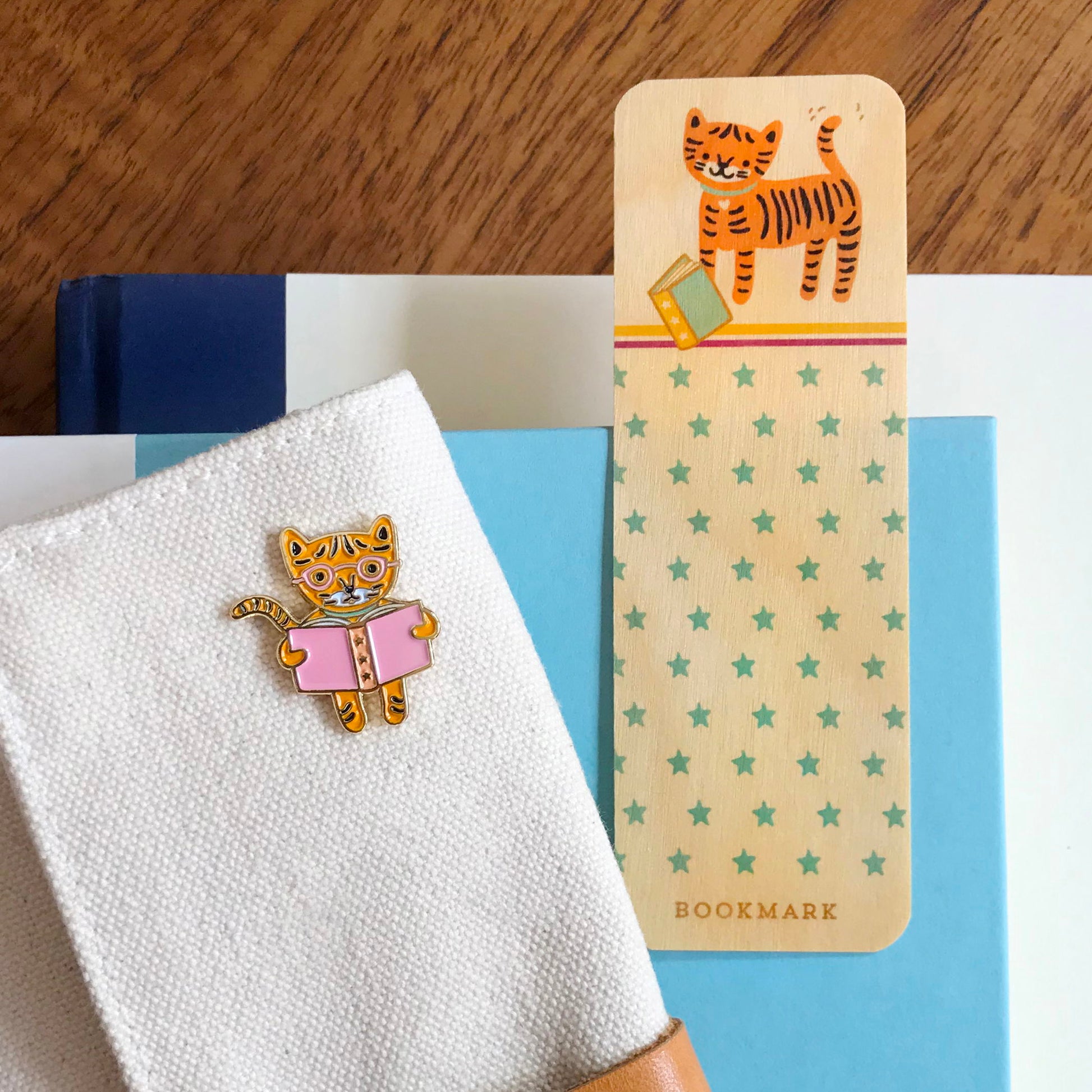 Photo of Tiger Tales Book Buddies - Original